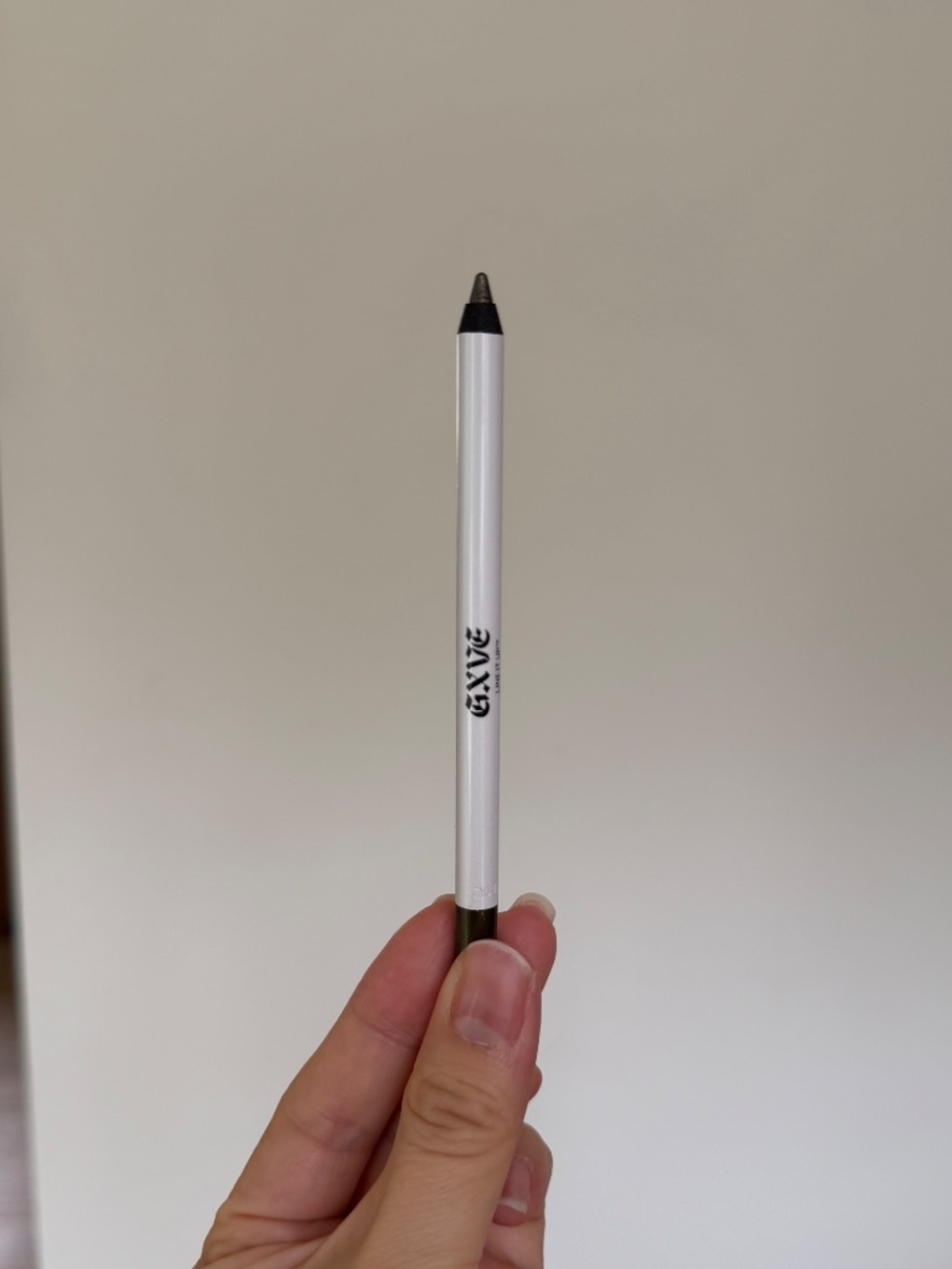 GXVE Line It Up 24-Hr Gel Pencil Eyeliner in Greener Pastures (Shimmering Green) - Picture 3 of 5
